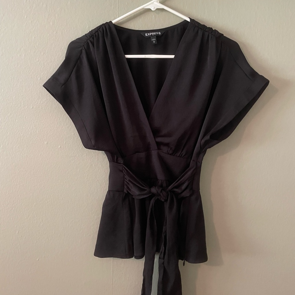 Express Black Tie Waist V-Neck Blouse Size XS - Picture 2 of 10